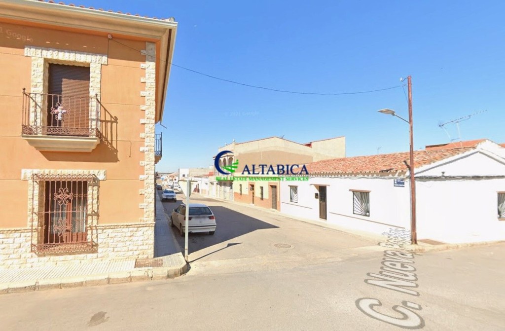 Casa-Chalet en Venta en Arroyo De San Servan Badajoz - foto 2