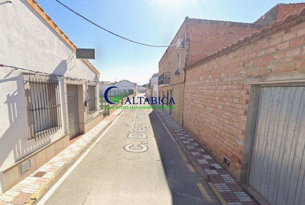 Casa-Chalet en Venta en Guarroman Jaén - foto 2