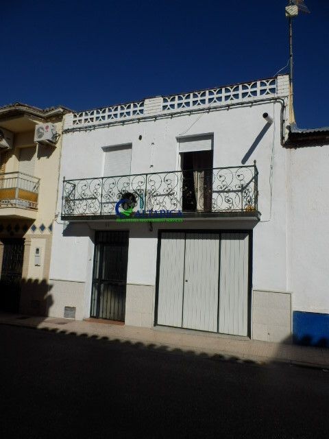Casa-Chalet en Venta en Mengibar Jaén - foto 2