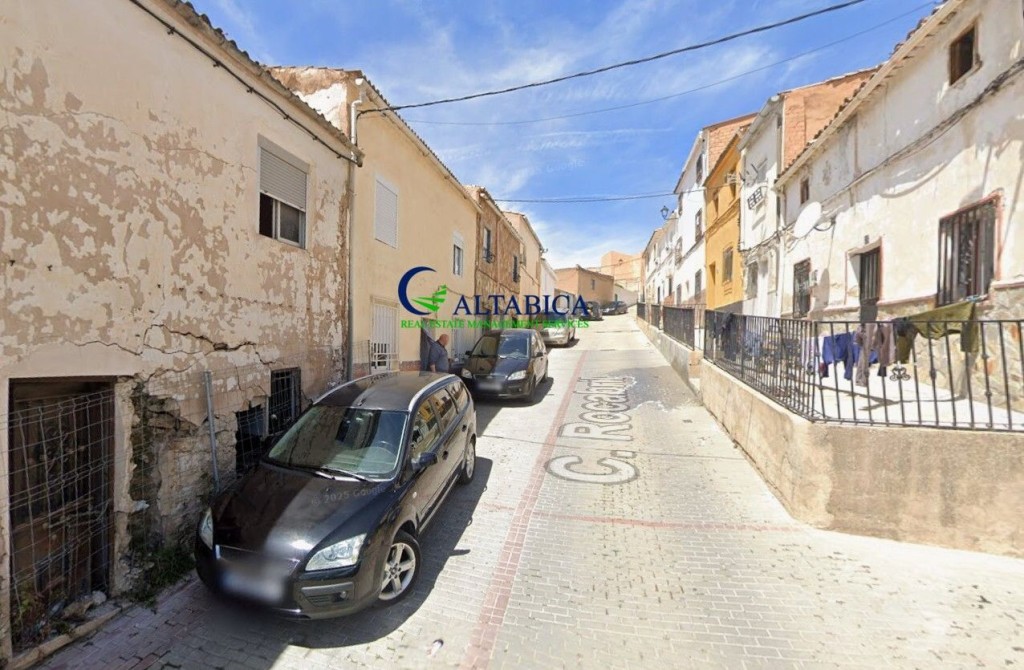 Casa-Chalet en Venta en Huelma Jaén - foto 3