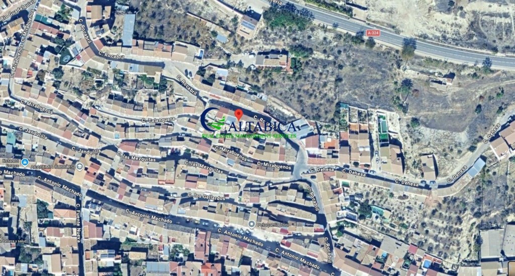 Casa-Chalet en Venta en Huelma Jaén - foto 4