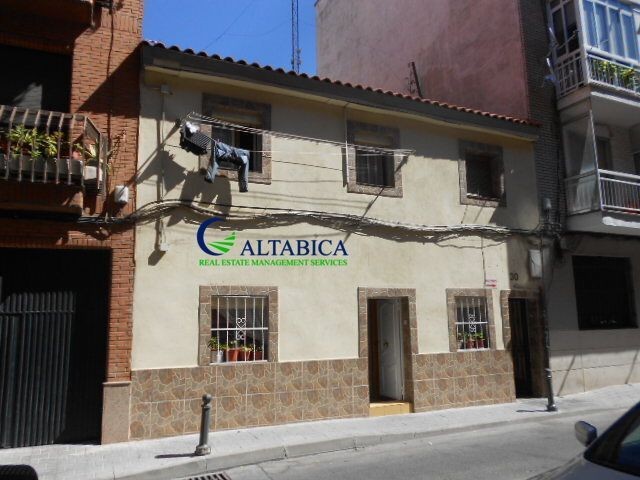 Casa-Chalet en Venta en San Fernando De Henares Madrid