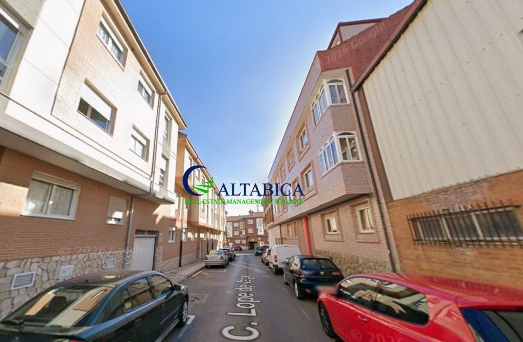 Piso en Venta en Villaquilambre León - foto 2