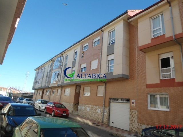 Piso en Venta en Villaquilambre León - foto 3