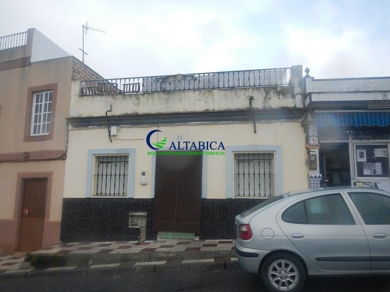 Casa-Chalet en Venta en Alcala Del Rio Sevilla - foto 2