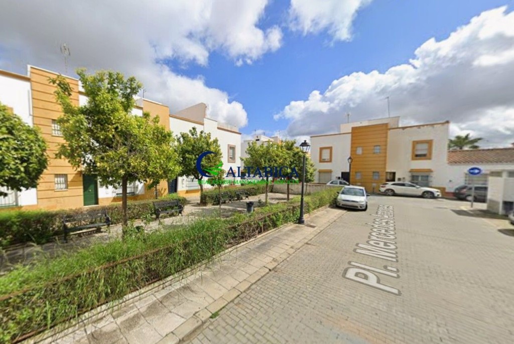 Casa-Chalet en Venta en Umbrete Sevilla