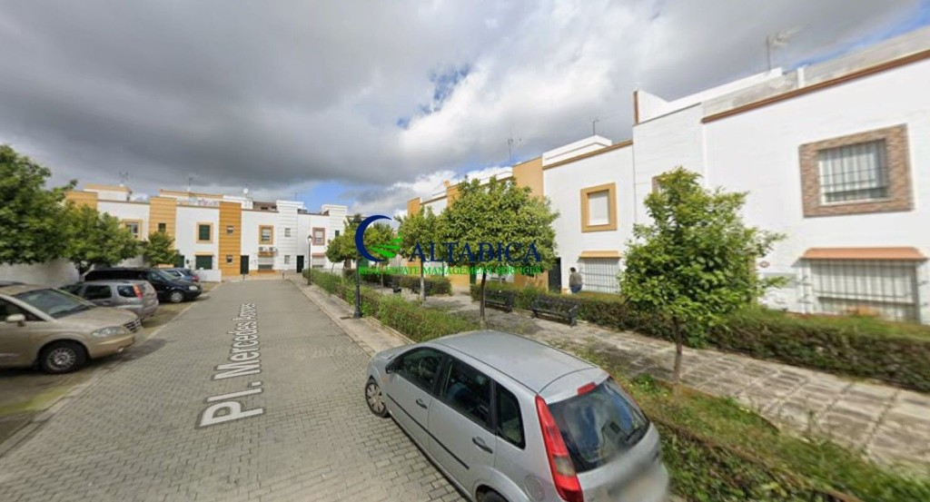 Casa-Chalet en Venta en Umbrete Sevilla - foto 2