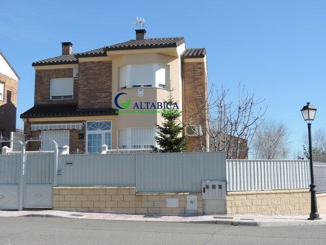 Adosada en Venta en Ugena Toledo - foto 4
