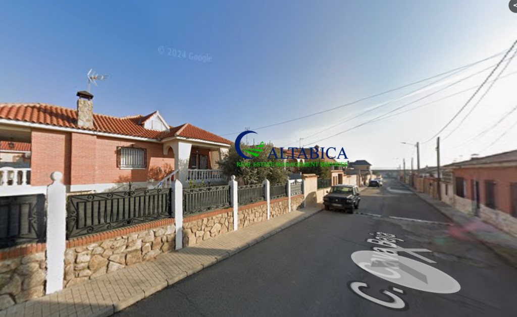 Casa-Chalet en Venta en Chozas De Canales Toledo - foto 2