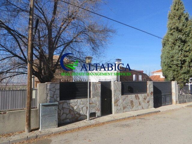 Casa-Chalet en Venta en Numancia De La Sagra Toledo