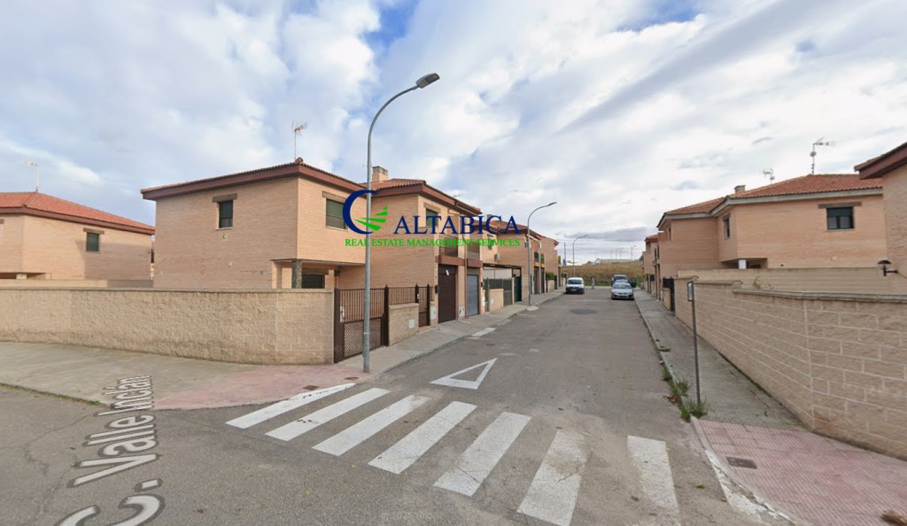 Casa-Chalet en Venta en Mora Toledo