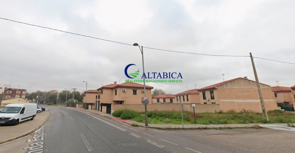 Casa-Chalet en Venta en Mora Toledo