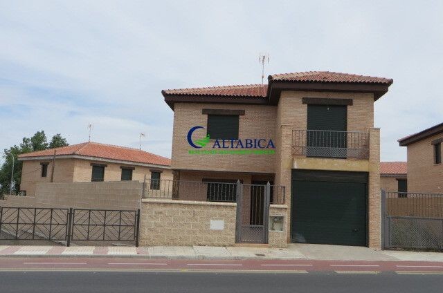 Casa-Chalet en Venta en Mora Toledo - foto 4