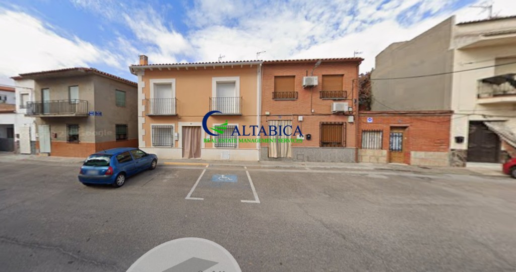 Casa-Chalet en Venta en Guardia, La Toledo