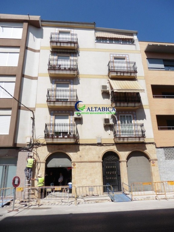 Piso en Venta en Ubeda Jaén - foto 3