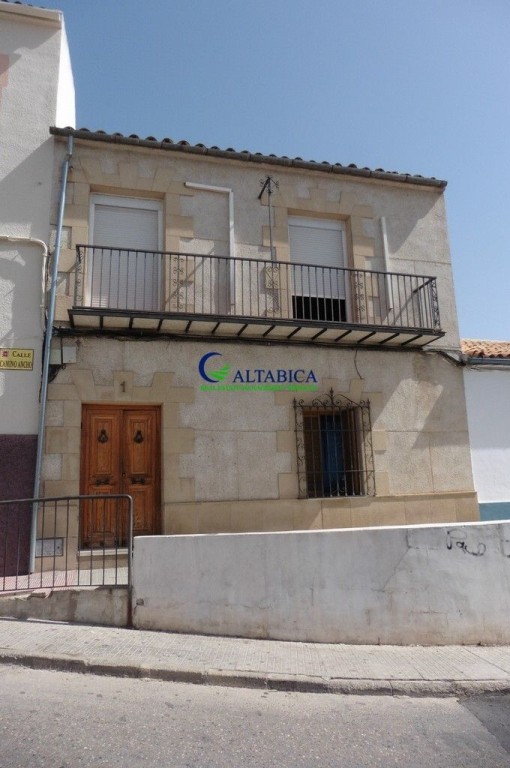 Casa-Chalet en Venta en Ubeda Jaén - foto 3