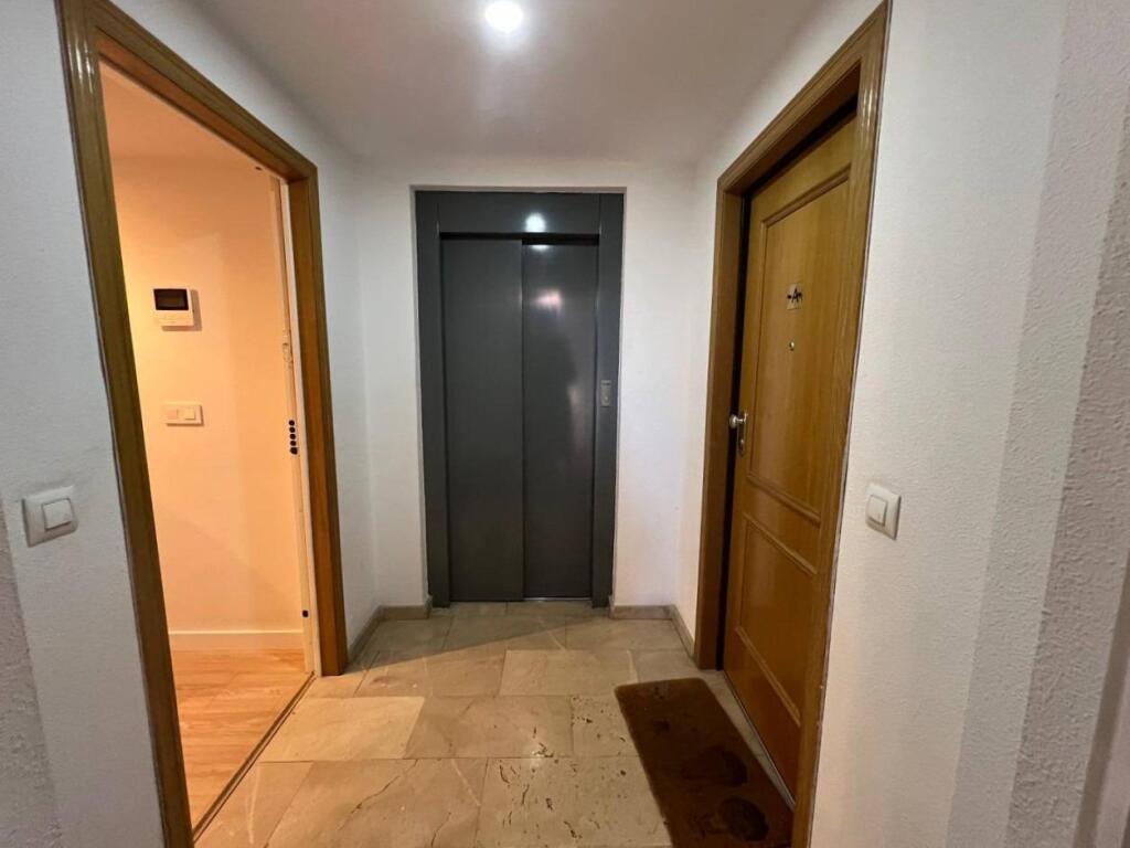 Exclusivo piso en Pau I con reforma de lujo - foto 32