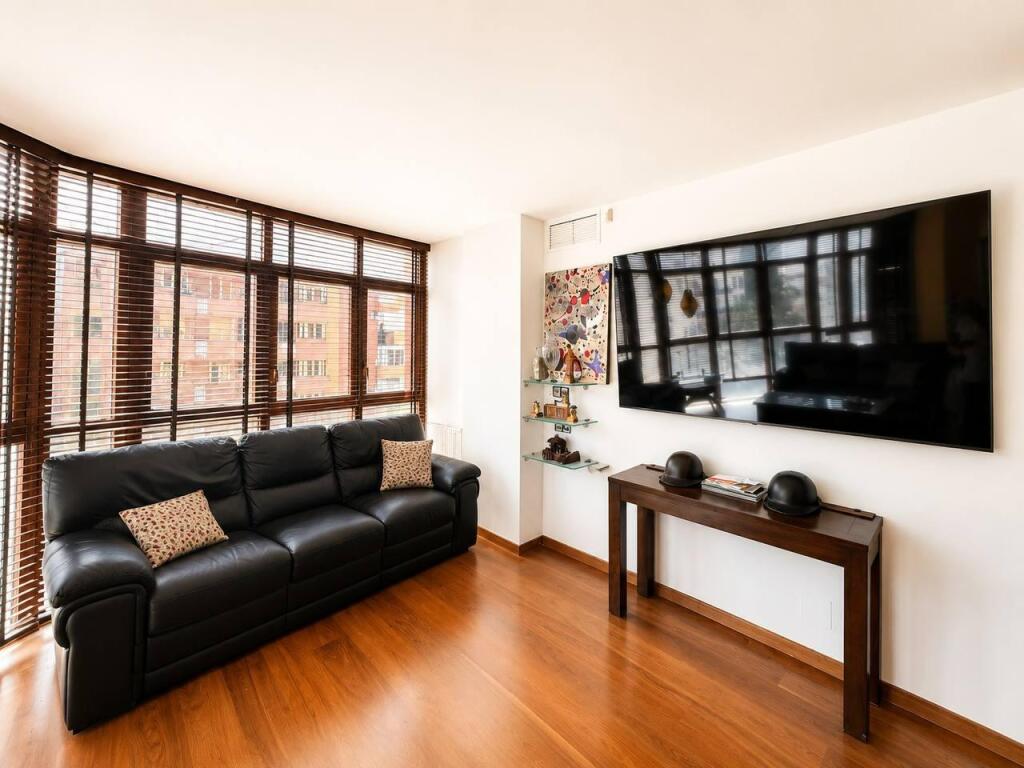 Exclusivo piso en venta junto a Alfonso X El Sabio y Mercado - foto 2