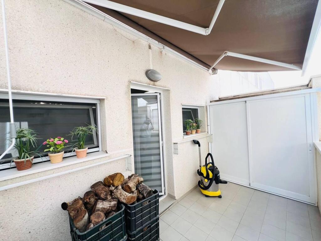 EXCLUSIVO CHALET ADOSADO DE DISEÑO CON SOLÁRIUM PRIVADO Y CA - foto 35