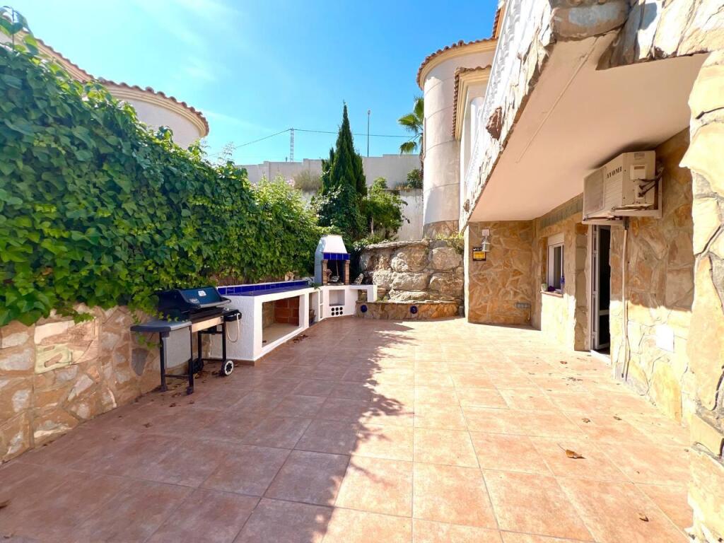 Exclusividad, diseño y calidad de vida frente al Mediterráne - foto 15
