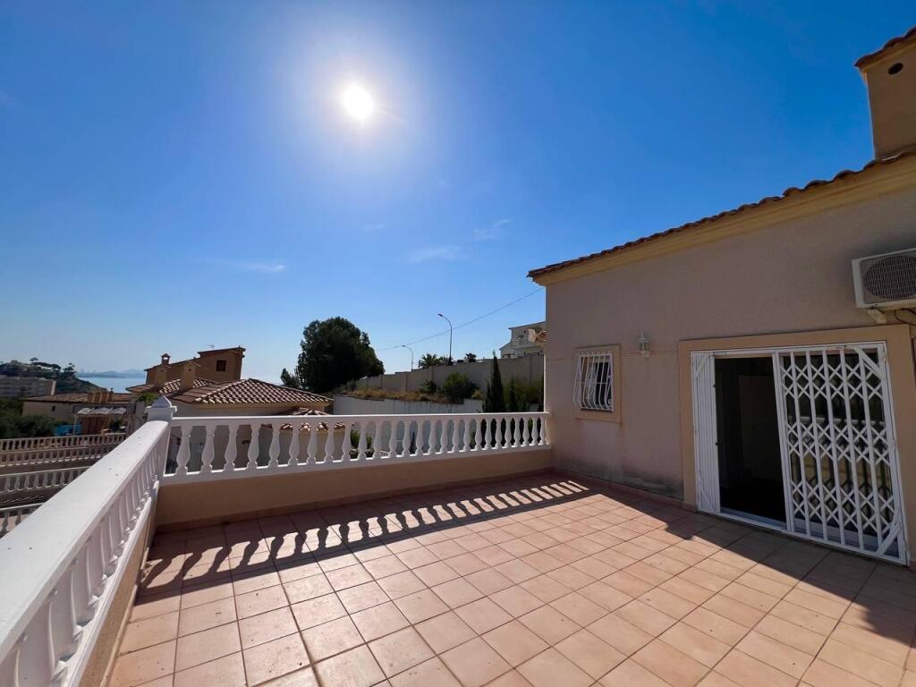 Exclusividad, diseño y calidad de vida frente al Mediterráne - foto 4
