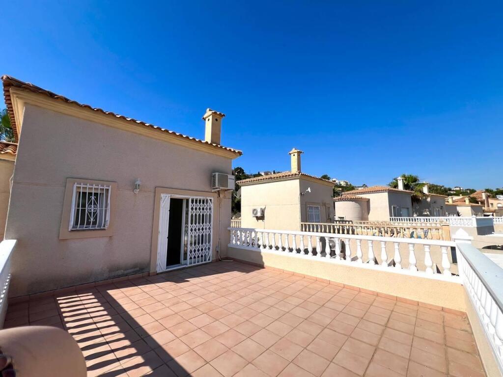 Exclusividad, diseño y calidad de vida frente al Mediterráne - foto 5