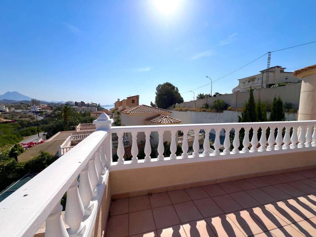 Exclusividad, diseño y calidad de vida frente al Mediterráne - foto 6