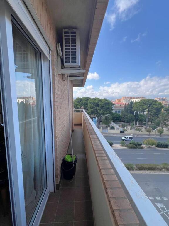 Amplia vivienda con garaje y trastero en la zona Cerámica /  - foto 21