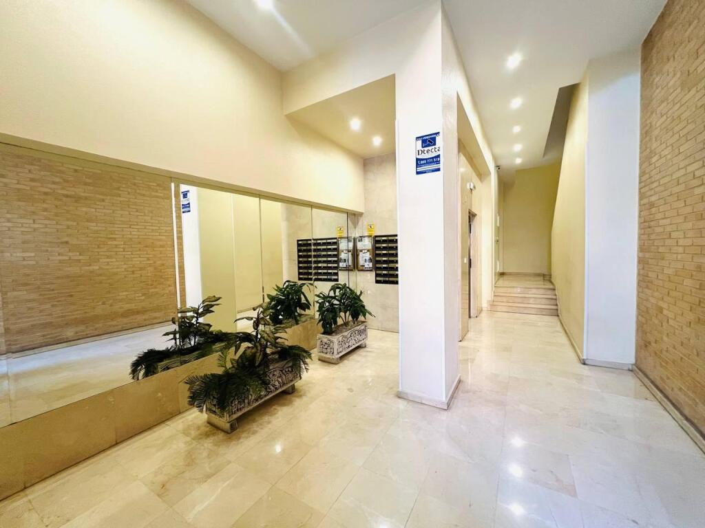 Amplia vivienda con garaje y trastero en la zona Cerámica /  - foto 23