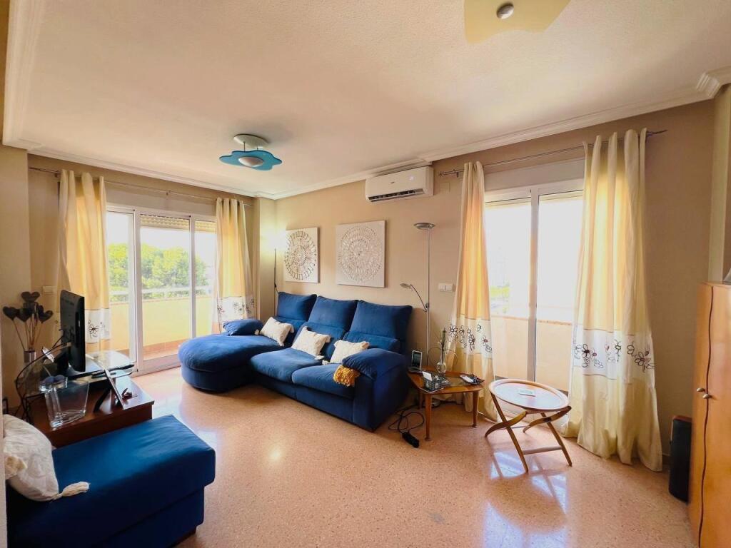 Amplia vivienda con garaje y trastero en la zona Cerámica /  - foto 7