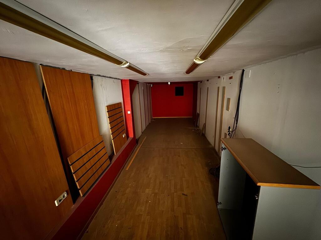 EN VENTA LOCAL EN VILANOVA Y LA GELTRÚ - foto 3