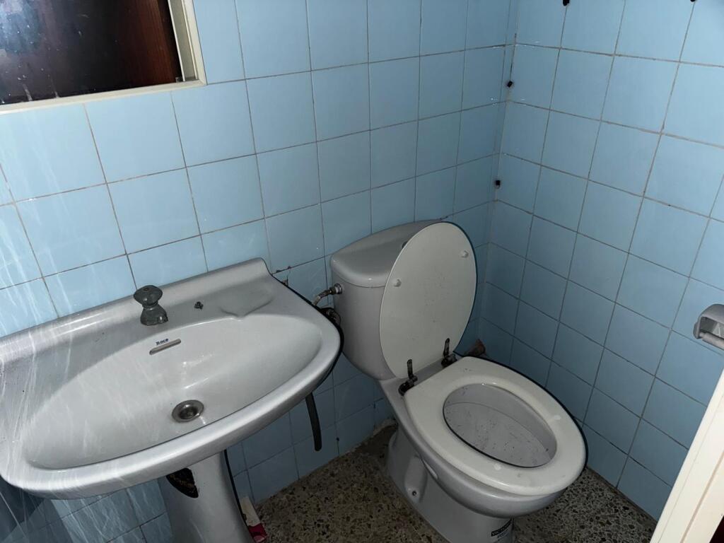 EN VENTA LOCAL EN VILANOVA Y LA GELTRÚ - foto 5