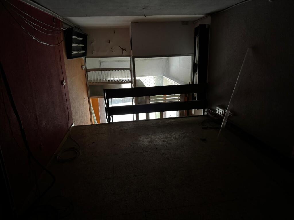 EN VENTA LOCAL EN VILANOVA Y LA GELTRÚ - foto 8