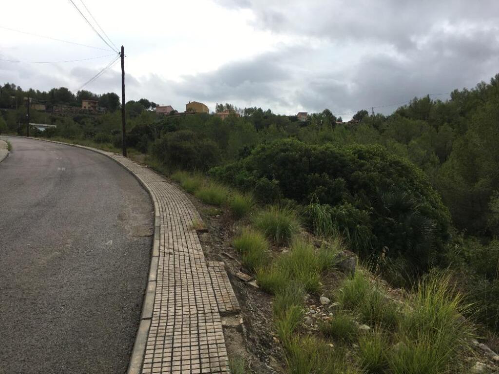Solar urbano residencial no cosolidado de 860 m2 en Olivella - foto 6