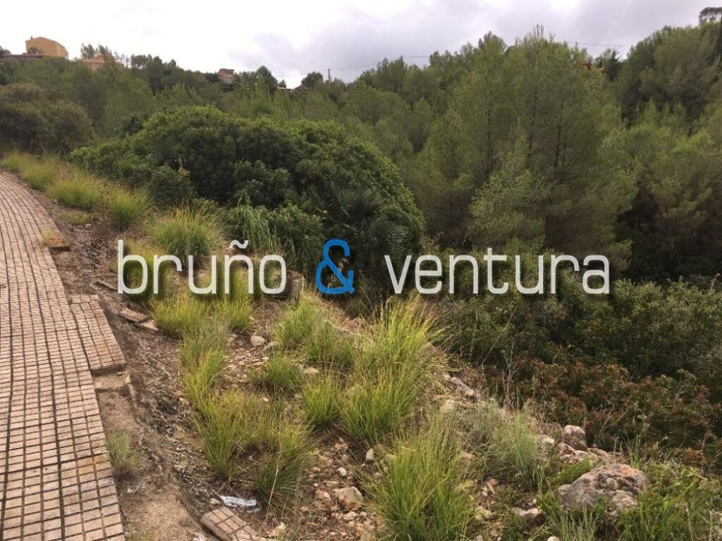 Solar urbano residencial no cosolidado de 860 m2 en Olivella - foto 9