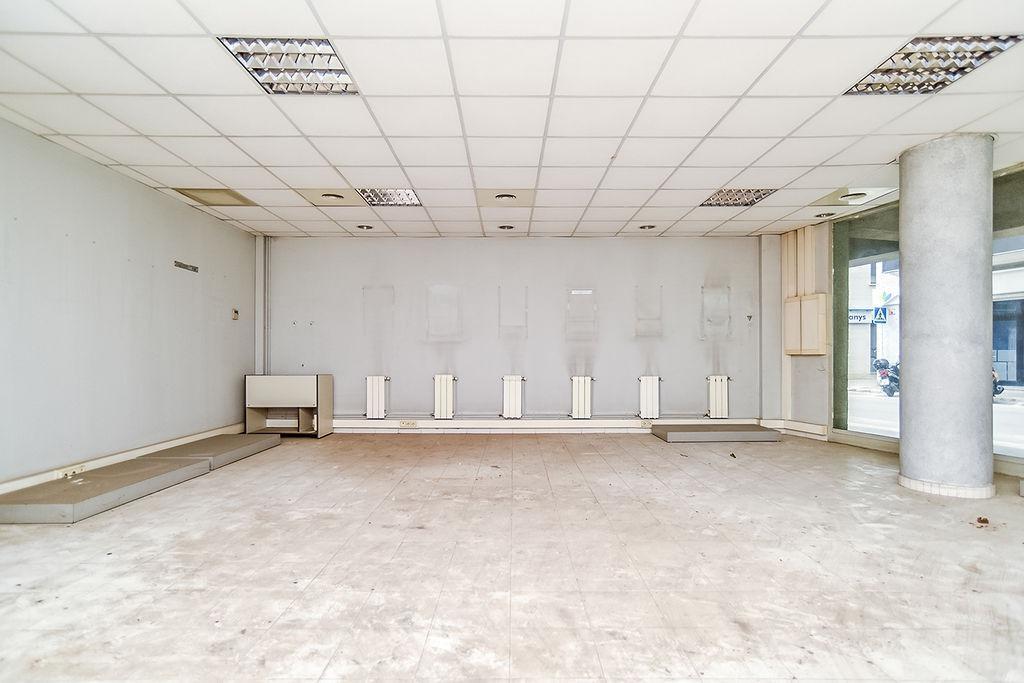 EN VENTA LOCAL COMERCIAL EN TORREDEMBARRA - foto 11