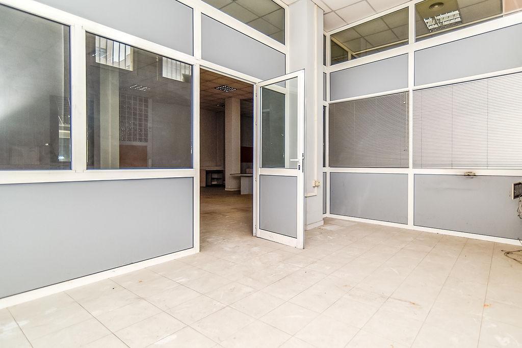 EN VENTA LOCAL COMERCIAL EN TORREDEMBARRA - foto 12