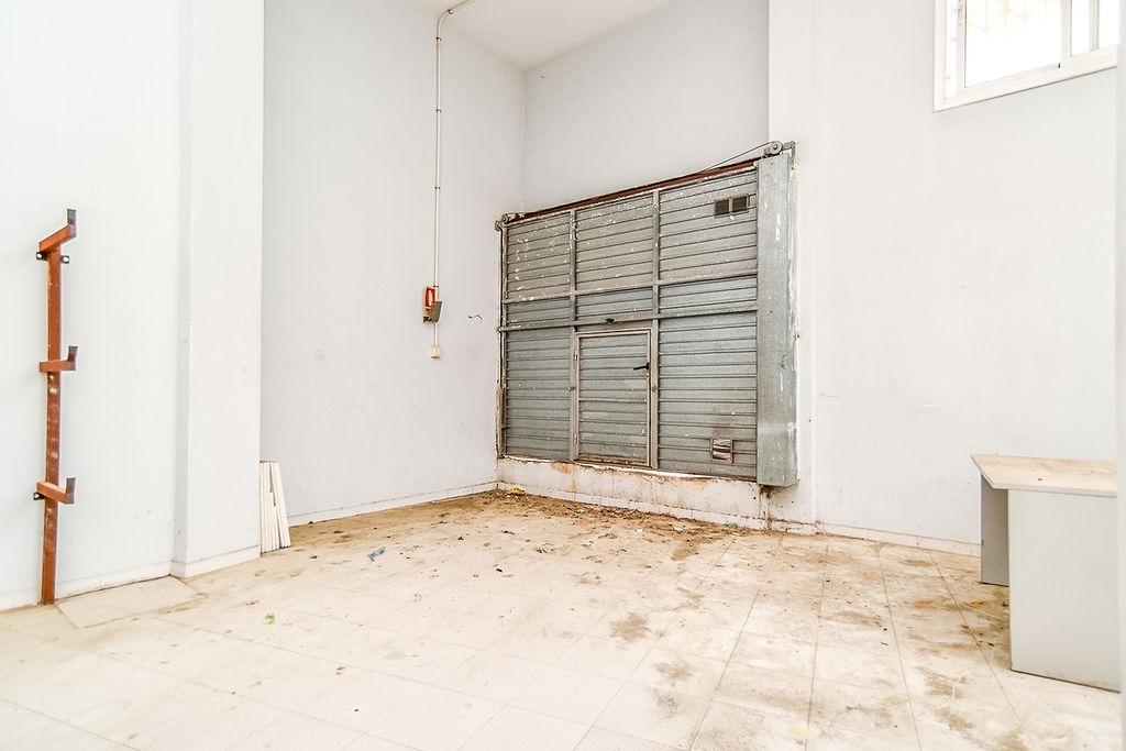 EN VENTA LOCAL COMERCIAL EN TORREDEMBARRA - foto 20