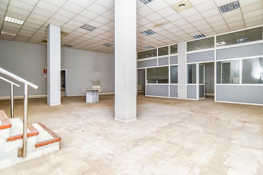 EN VENTA LOCAL COMERCIAL EN TORREDEMBARRA - foto 7