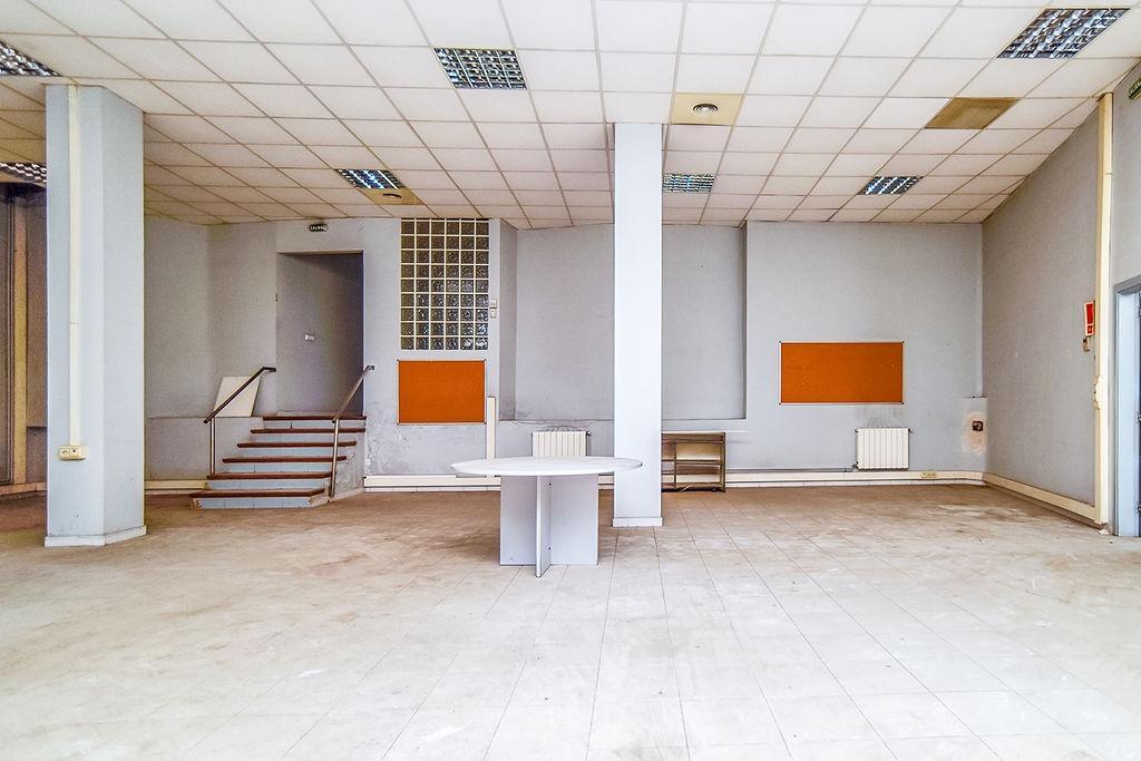 EN VENTA LOCAL COMERCIAL EN TORREDEMBARRA - foto 8