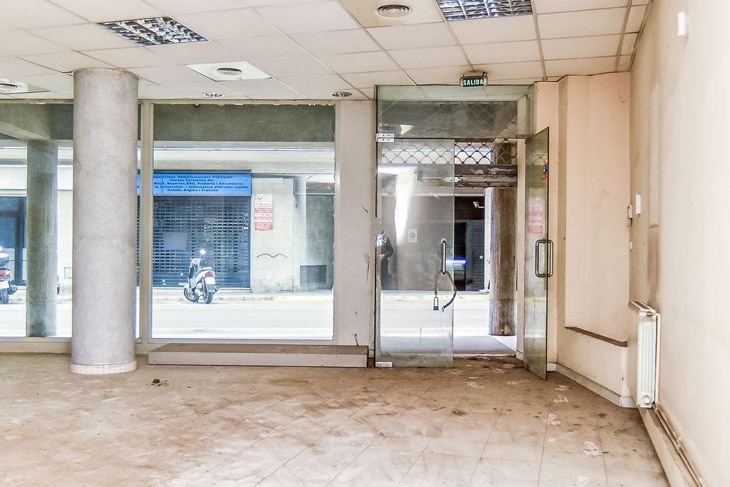 EN VENTA LOCAL COMERCIAL EN TORREDEMBARRA - foto 10