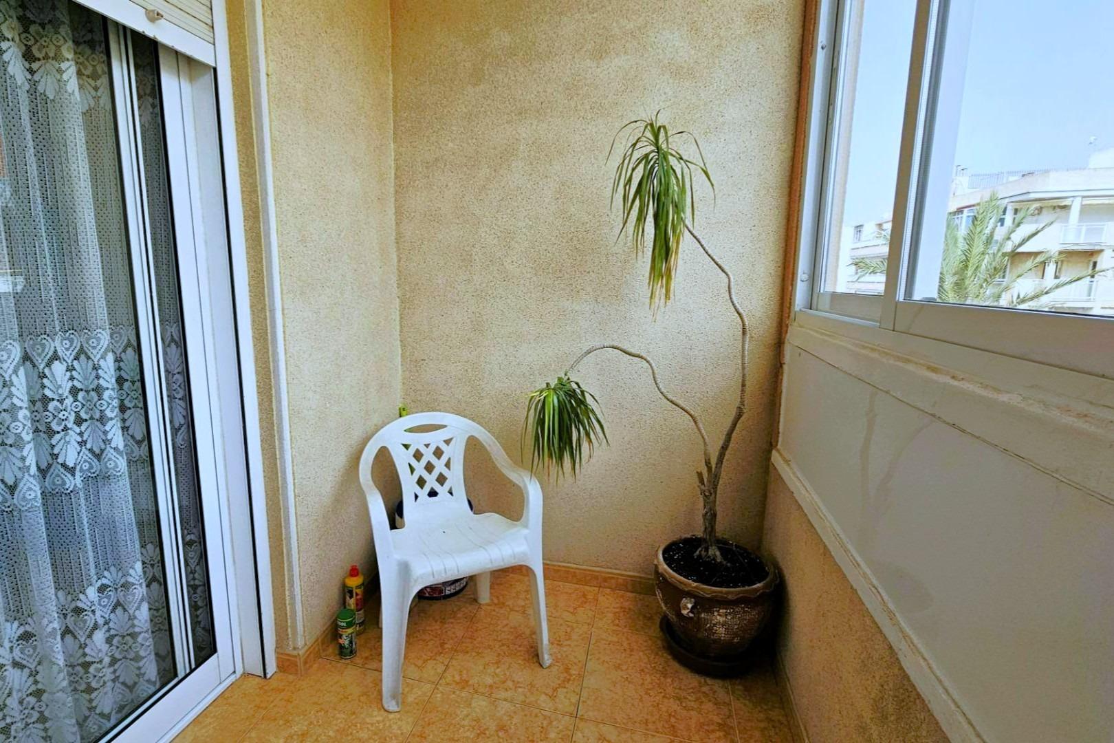 Apartamento céntrico, luminoso y espacioso (aprox. 65 m2 – 4 - foto 3