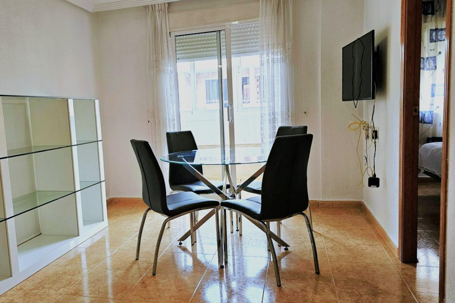 Apartamento céntrico, luminoso y espacioso (aprox. 65 m2 – 4 - foto 6