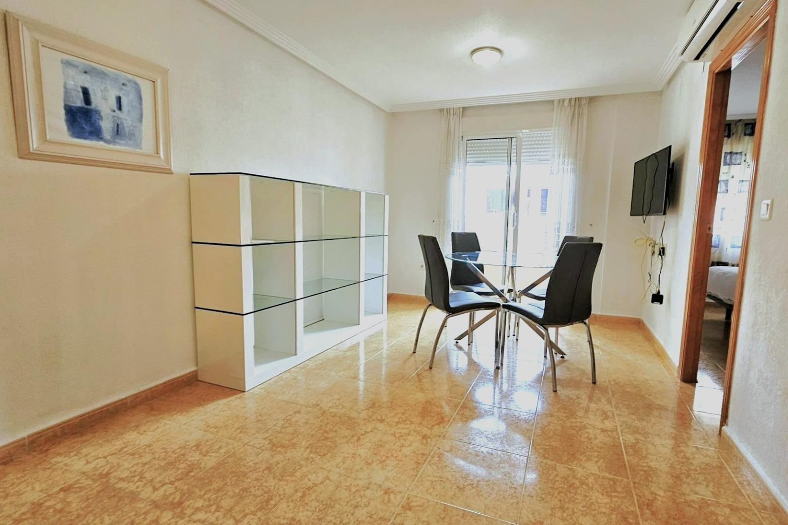 Apartamento céntrico, luminoso y espacioso (aprox. 65 m2 – 4 - foto 9