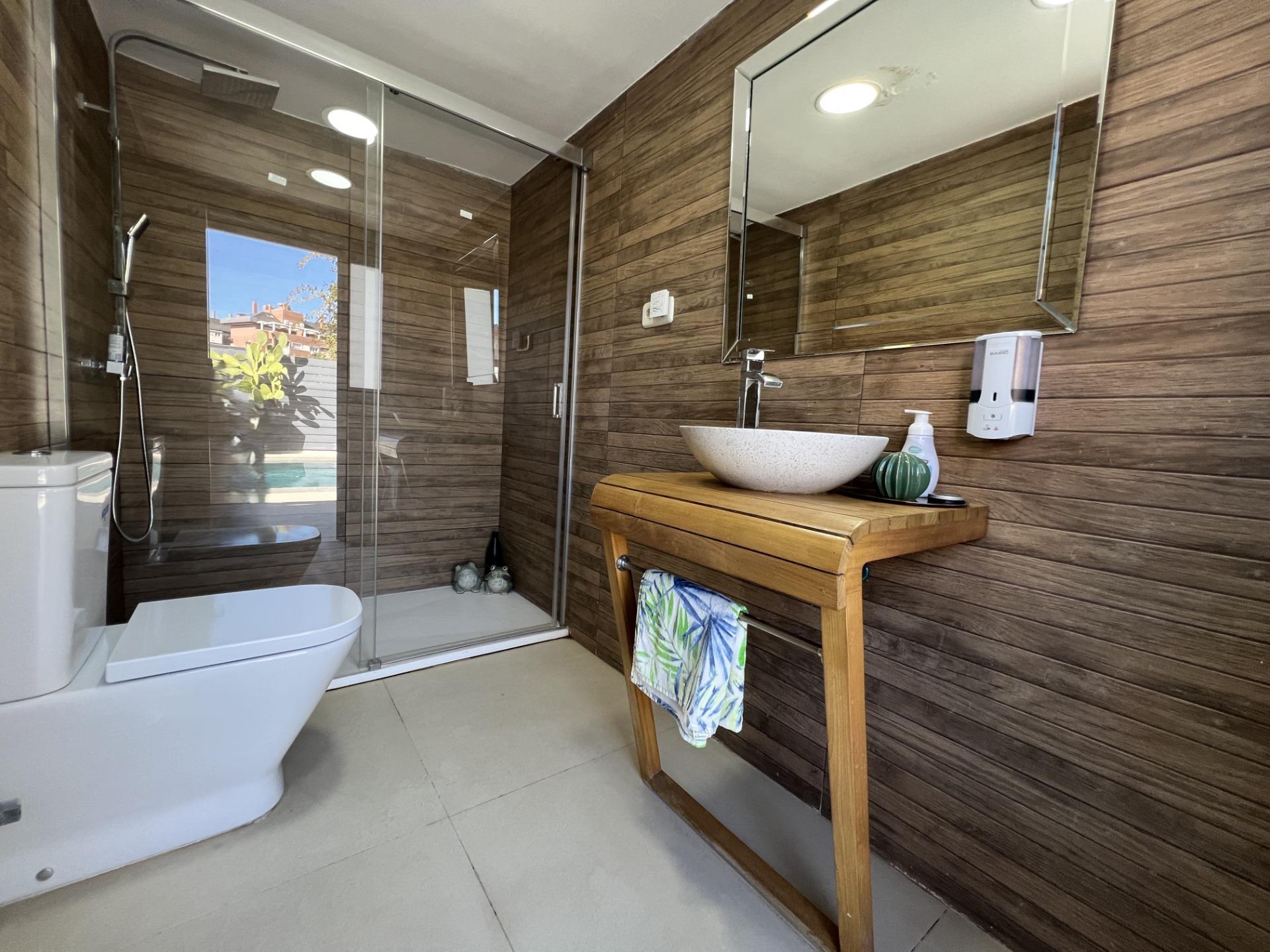 EXCLUSIVO CHALET LUJO TOTALMENTE REFORMADO EN VENTA - SIN HO - foto 15