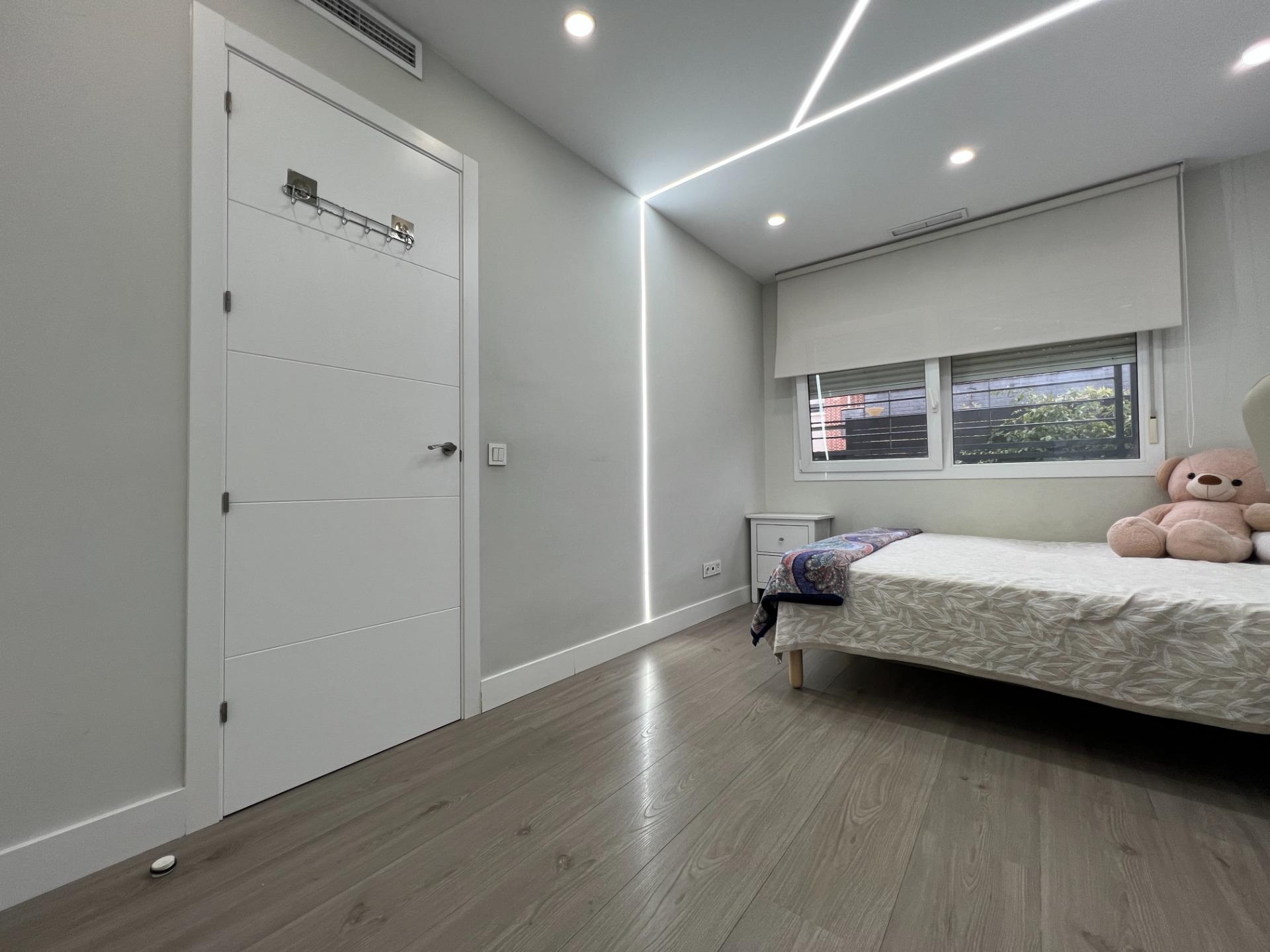 EXCLUSIVO CHALET LUJO TOTALMENTE REFORMADO EN VENTA - SIN HO - foto 41