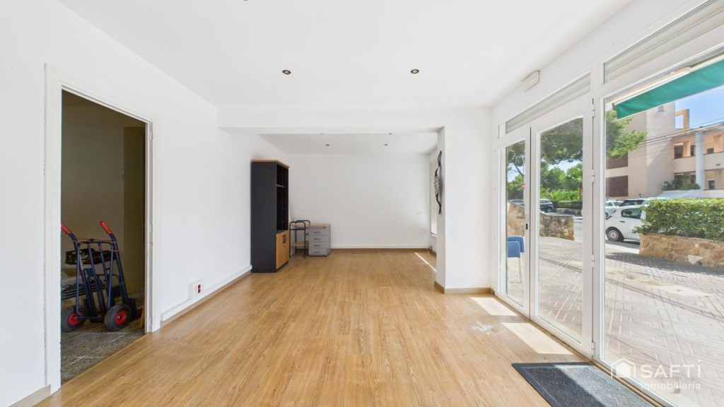Se alquila – Local comercial - gran terraza privada en Santa - foto 7