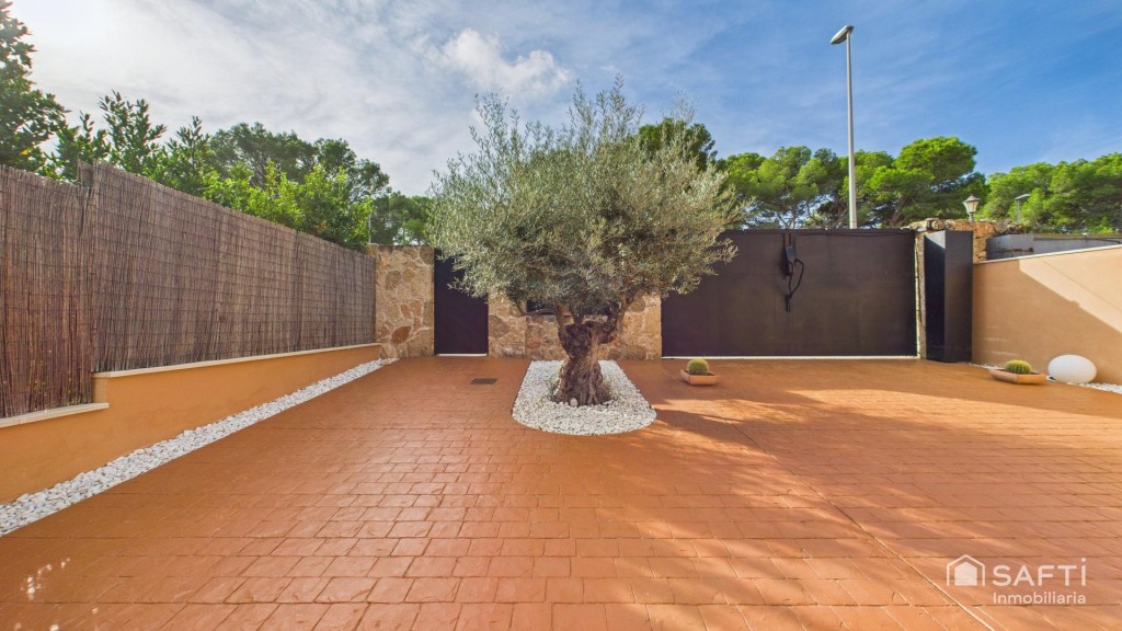 Espectacular casa con piscina privada - Puig de Ros - Calle  - foto 31