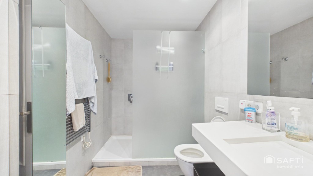 Luz, espacio, exclusividad - Àtico Calle Joaquim Maria Bover - foto 35