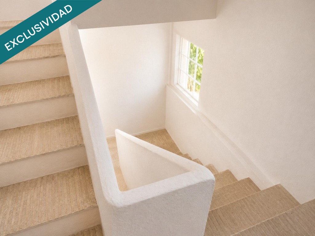 En venta un Exclusivo chalet estilo Mediterráneo en una urba - foto 18